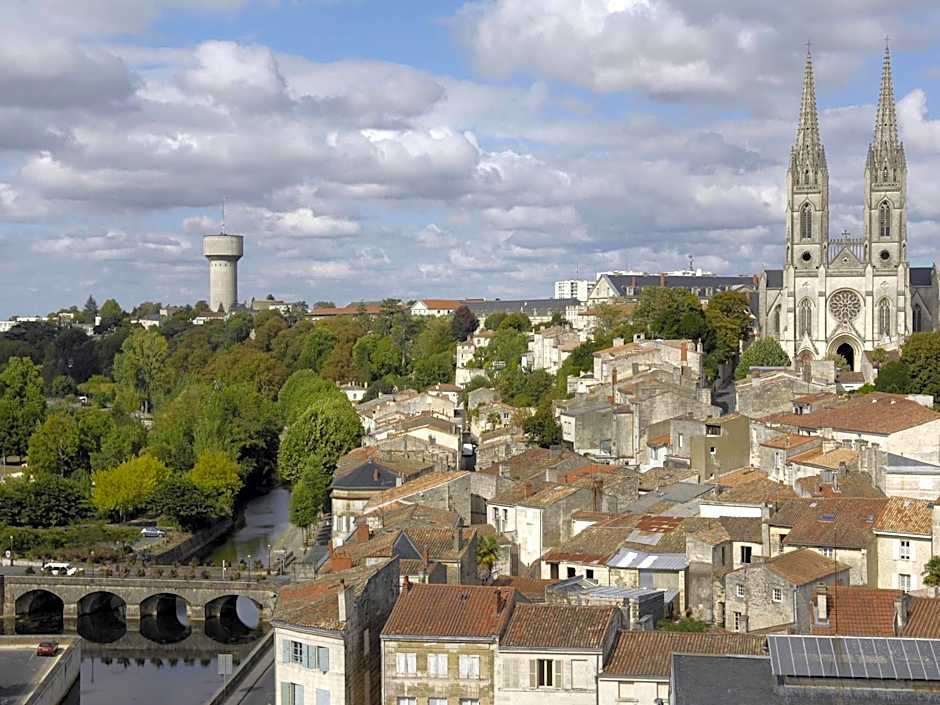 ibis budget Niort - La Crèche