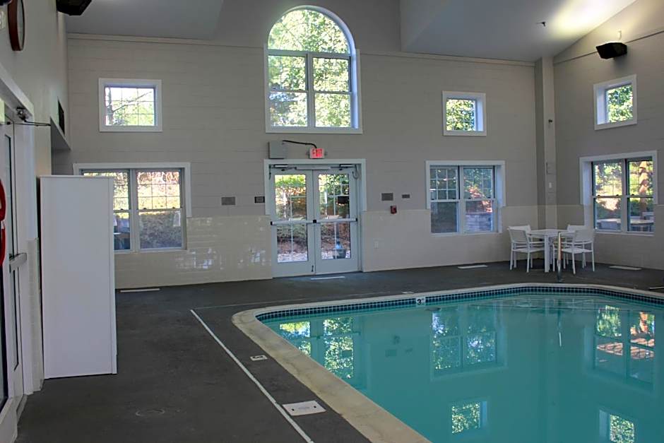 Country Inn & Suites by Radisson, Roanoke, VA