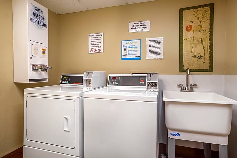 Best Western Plus Bessemer Hotel & Suites