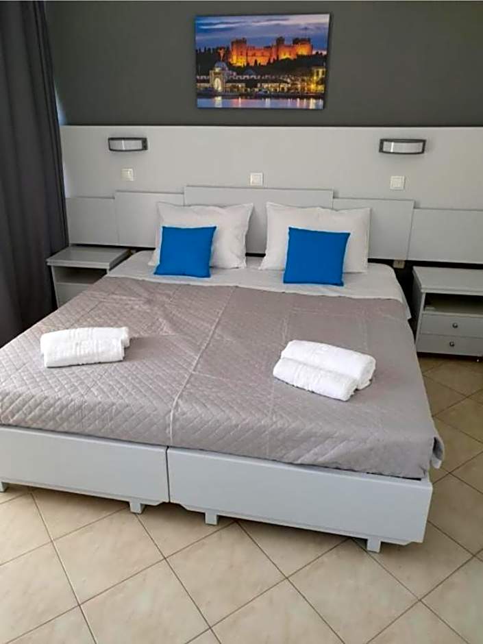 BLUE EYES APARTMENTS