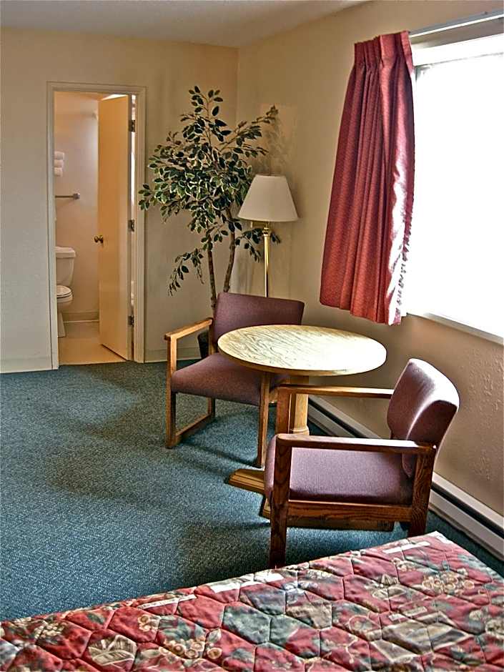 Days Inn by Wyndham Burns