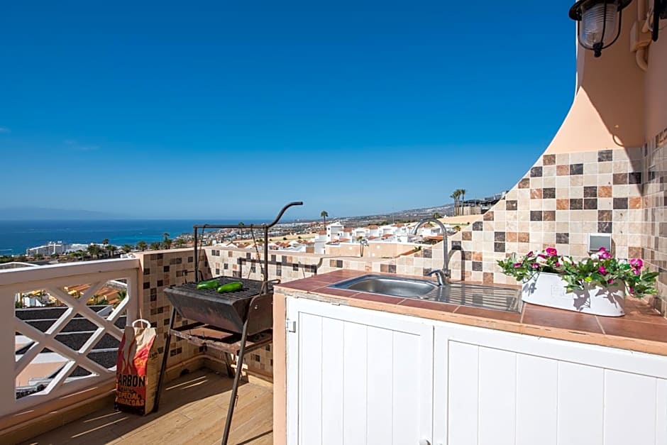 109 Penthouse , incredible view, Marco