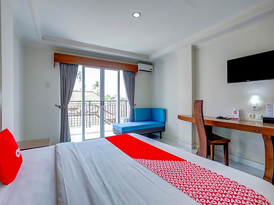OYO 3950 The Ratna Hotel