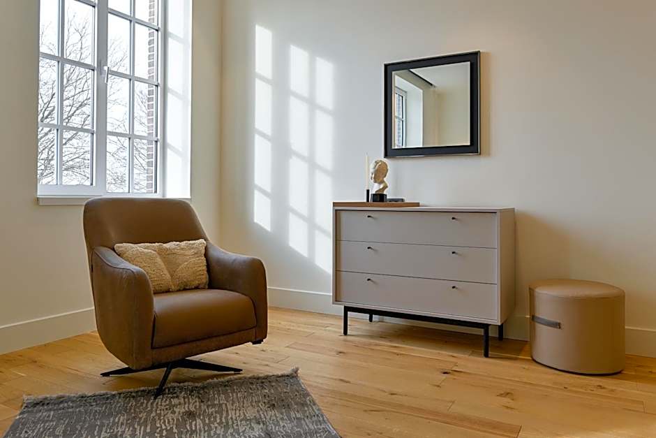 12A, Luxury & Unique, Cinema, Terrace, Stunning View, Central Location!