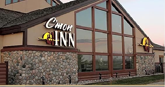 C'mon Inn & Suites Fargo