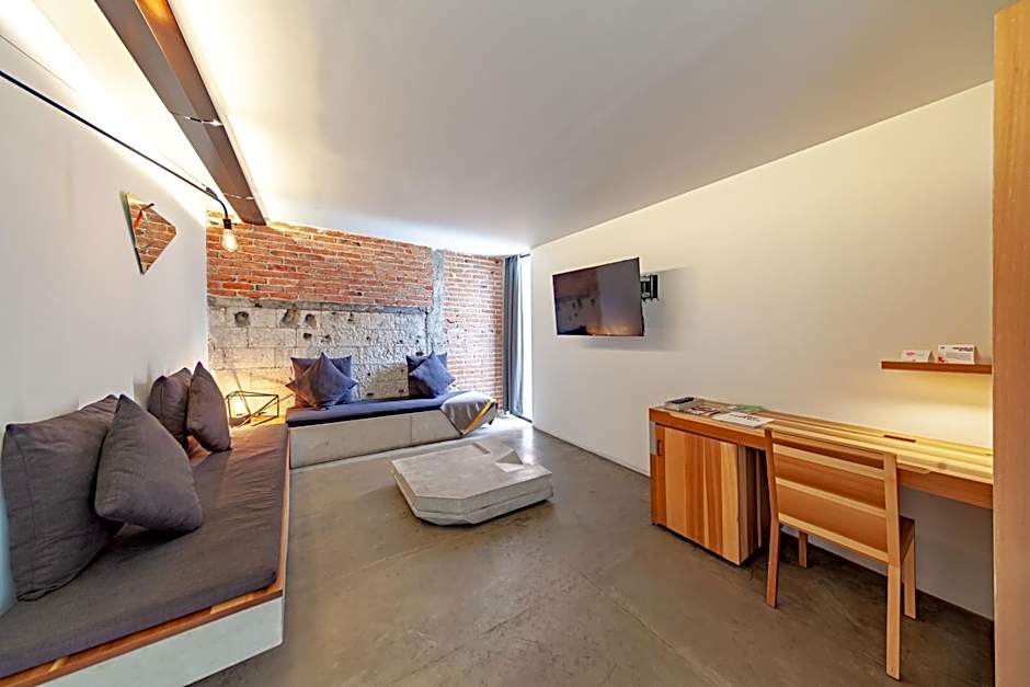 Hotel Carlota