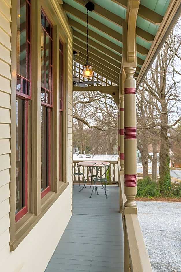 Summit Street Inns