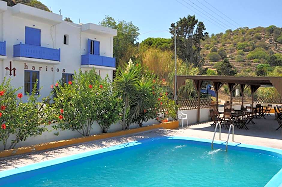 Haritos Hotel - Geothermal Hot Swimming Pool