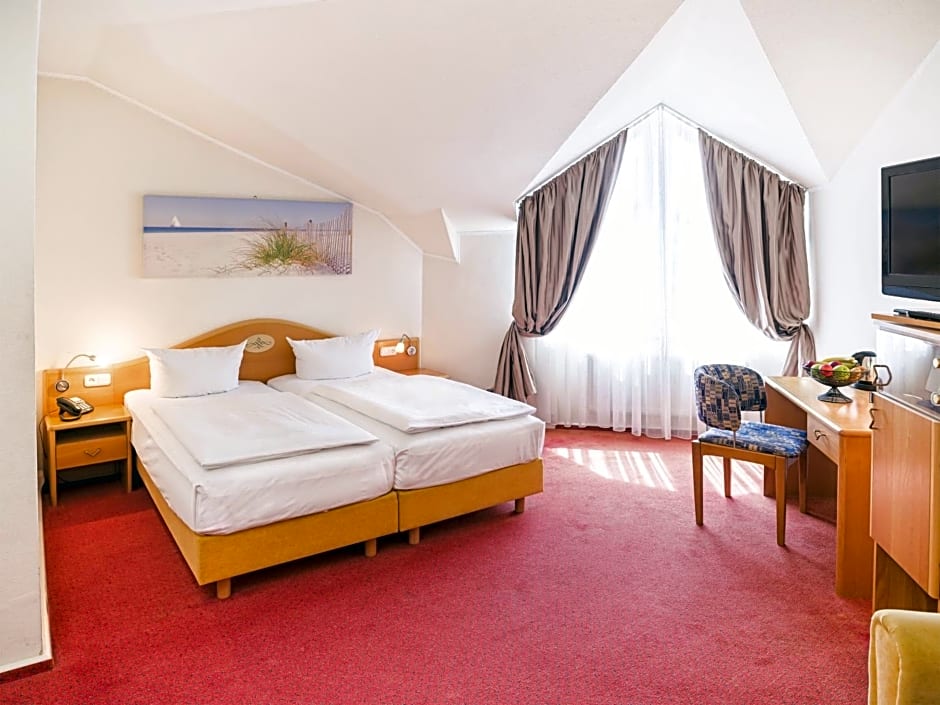 Hotel Daenischer Hof Altenholz by Tulip Inn
