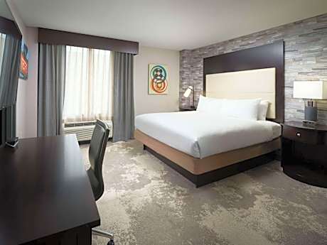 King Suite with Spa Bath