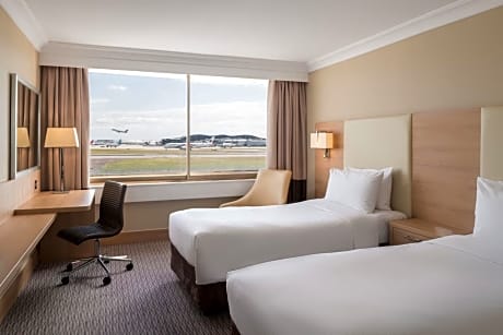 Superior Runway View Twin Room - single occupancy - Breakfast included in the price