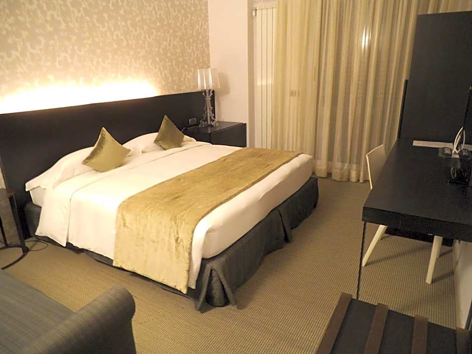 Hotel Ariston & Apartments