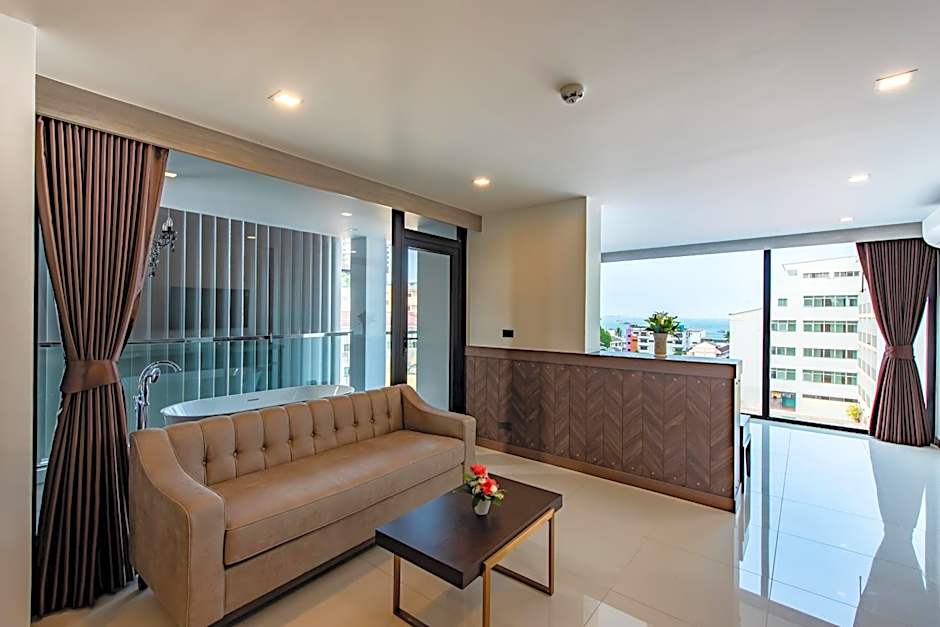 Blackwoods Hotel Pattaya - SHA Extra Plus