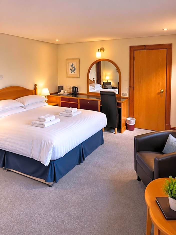 Whitewater Hotel & Spa