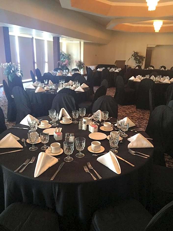 Anchor Inn and Suites