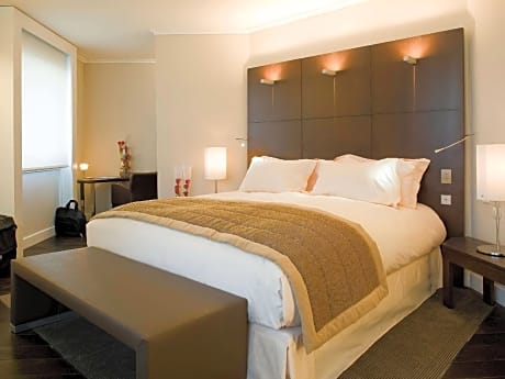 Junior Suite with King Bed