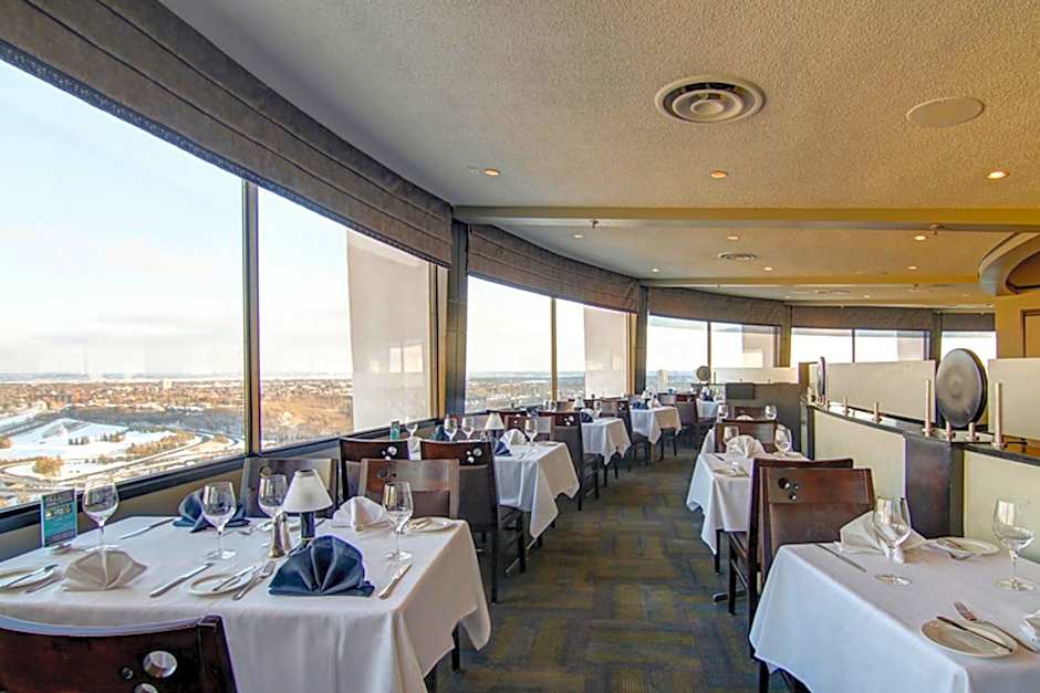 Chateau Lacombe Hotel