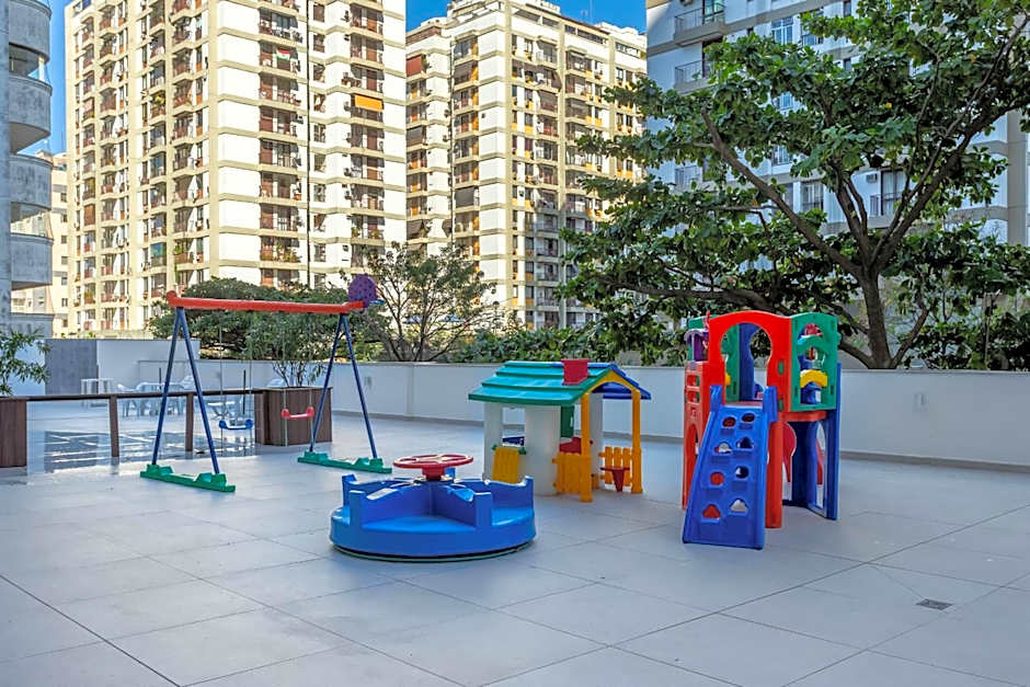 Apartamento em Botafogo a 9min da praia - MRF1307