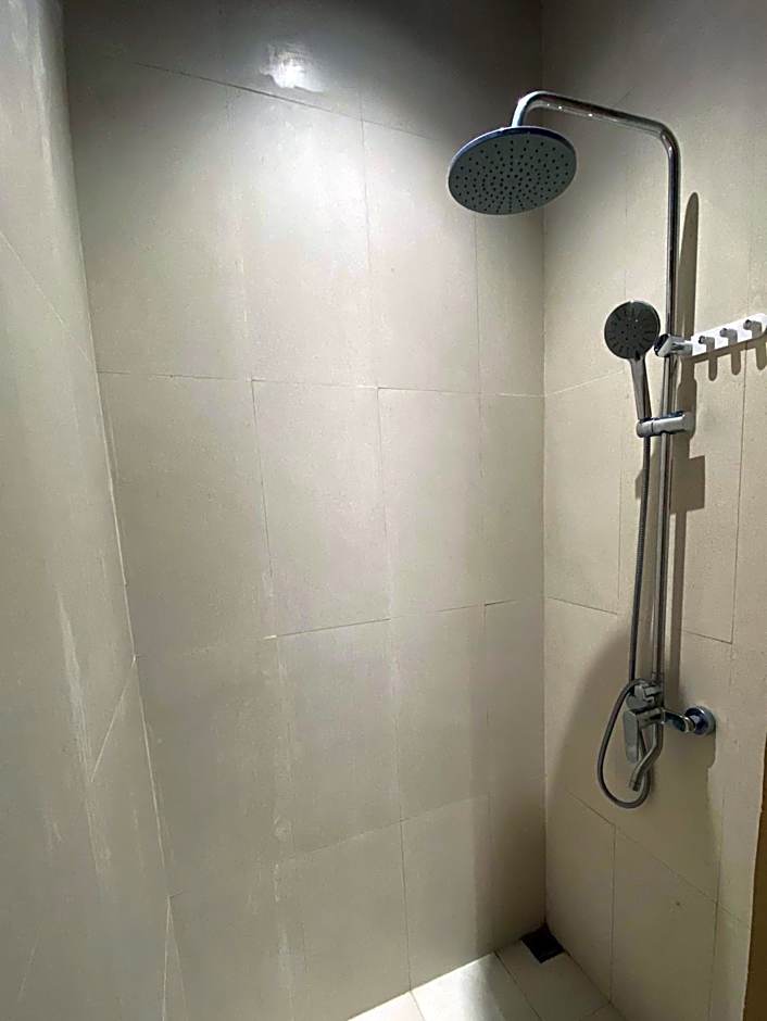 Cabana Surf and Stay