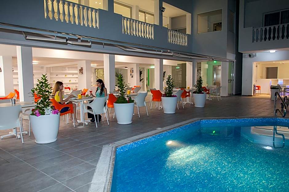 Princessa Vera Hotel Apartments