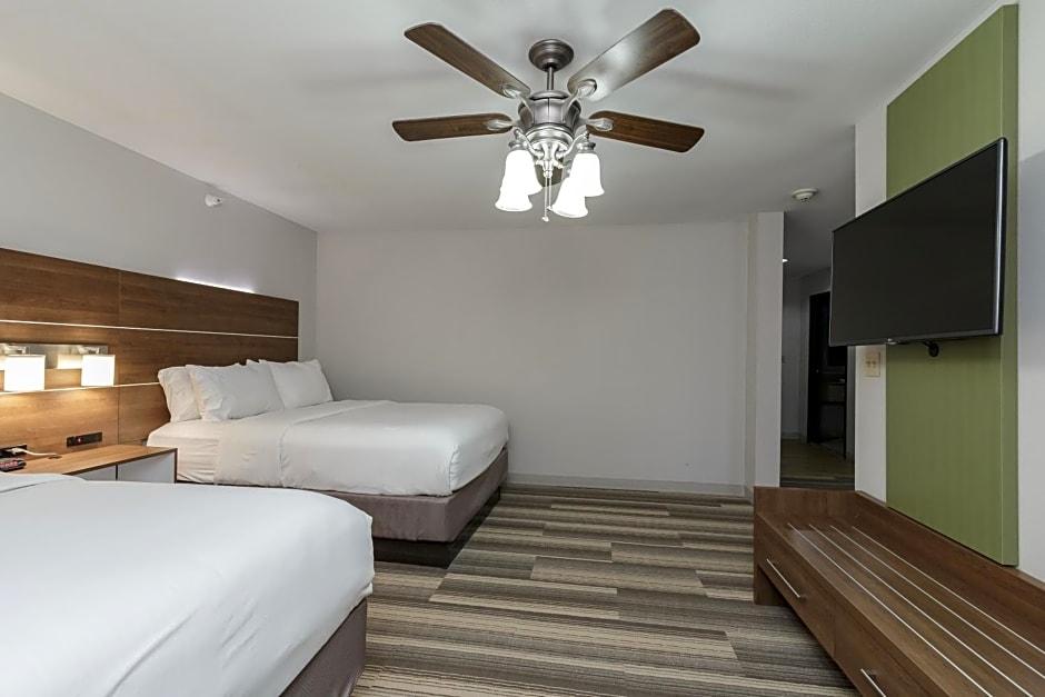 Holiday Inn Express & Suites - South Bend - Notre Dame Univ.