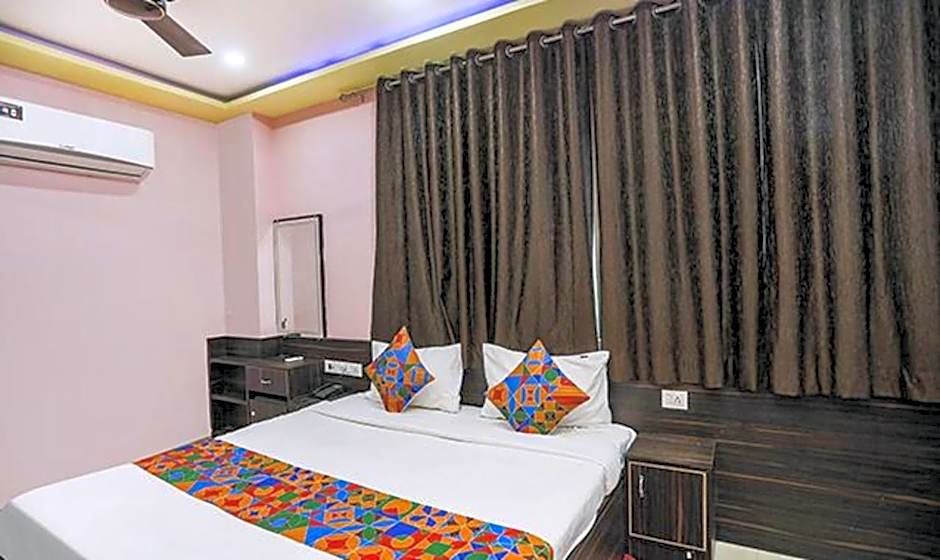 FabExpress Banarasi Kothi