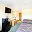 Capital O Amerihost Inn and Suites Kingdom City Hwy 54 MO