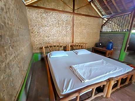 Baleku Bamboo Retreat