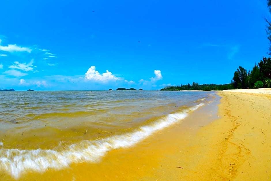 Pantai Indah Lagoi Bintan