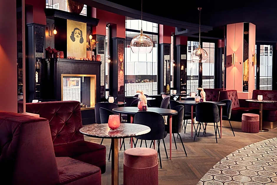 Van der Valk TheaterHotel De Oranjerie