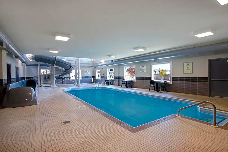 Days Inn & Suites by Wyndham Warman