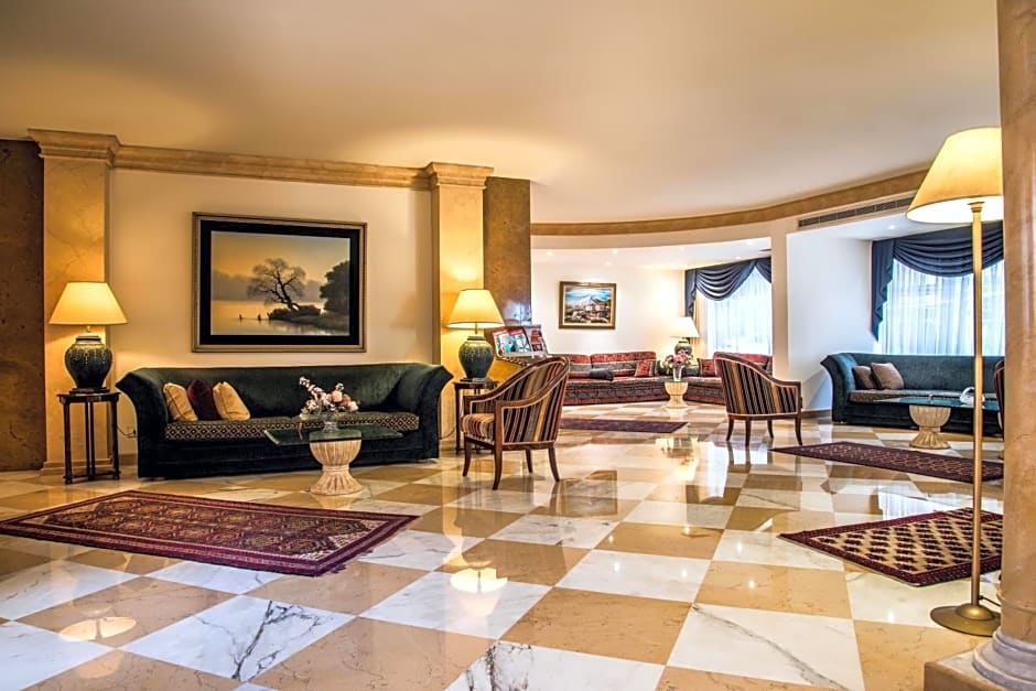 Bella Riva Hotel