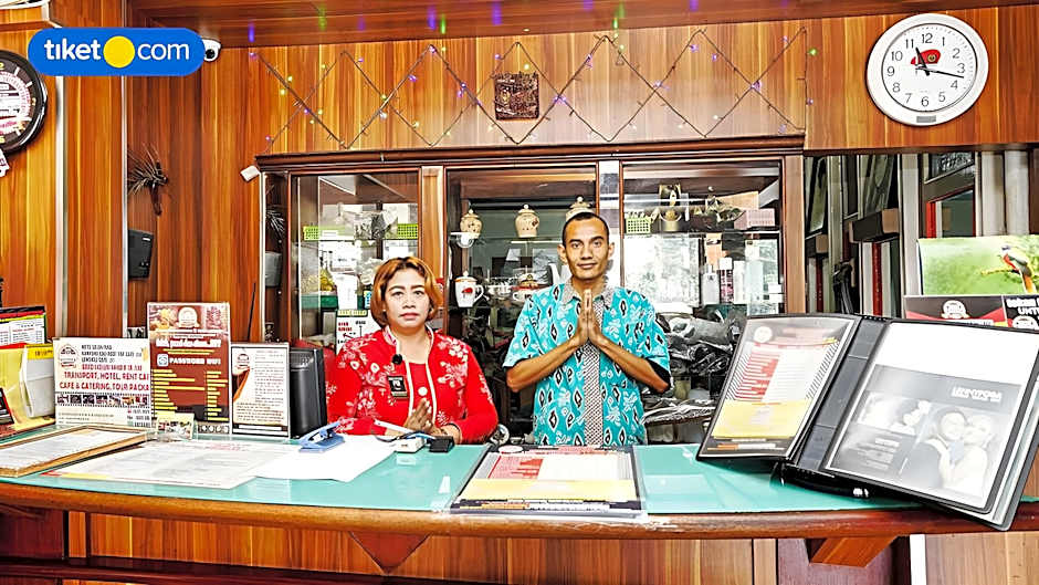 Hotel Salon Fora & Longhill Cafe Fora