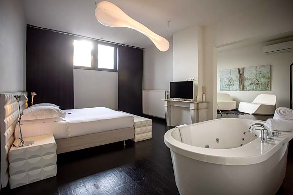 B&B Suites FEEK
