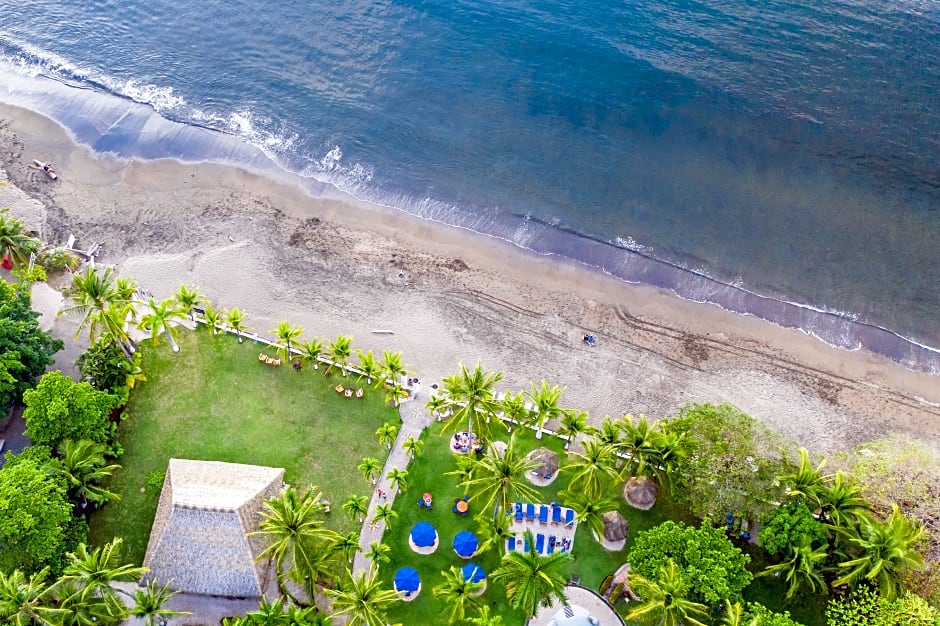 Bahia del Sol Beachfront Boutique Hotel