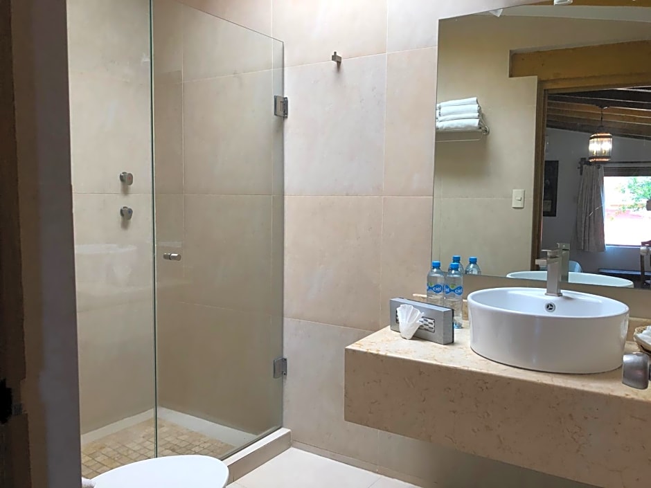 Villa San Jose Hotel & Suites