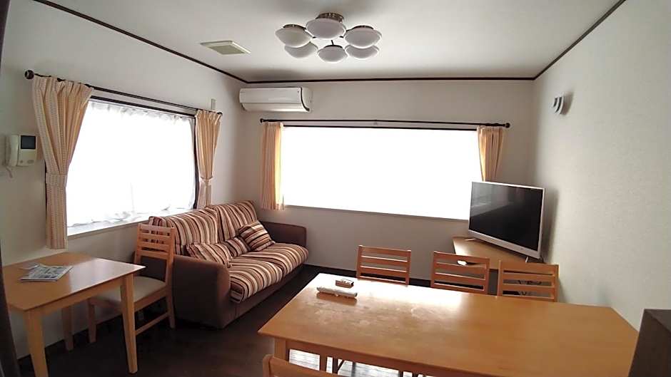 Kinkaku