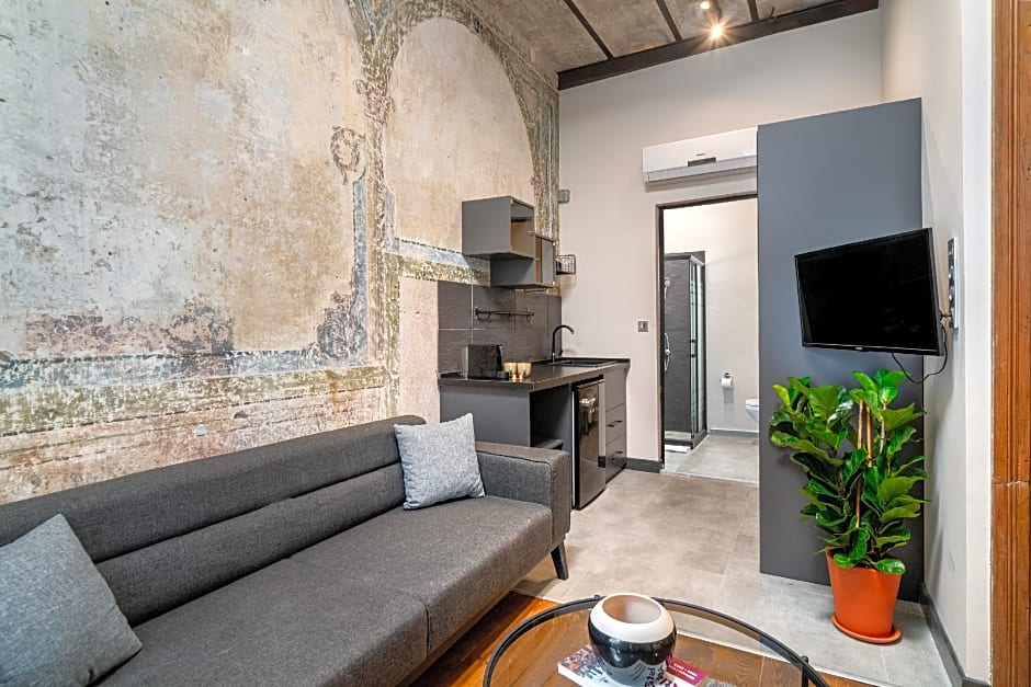 Urban Quarters - Büklü Han