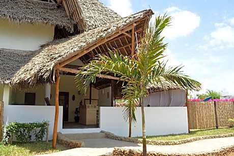 Pole Pole Beach House