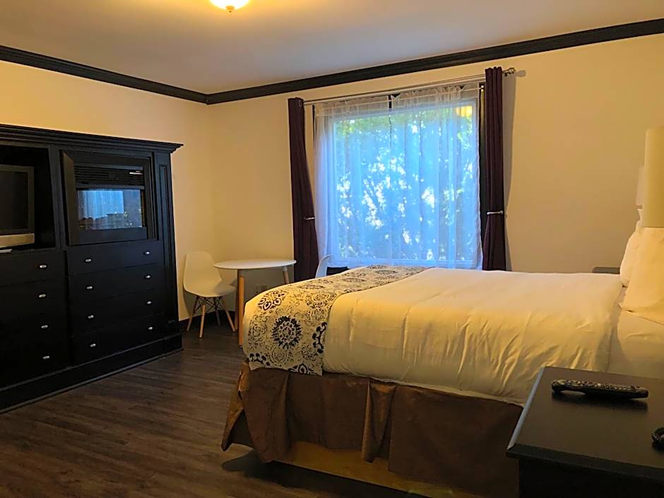 Monastery Spa & Suites