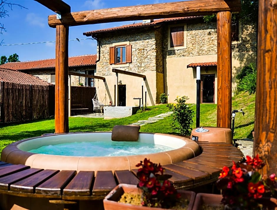 Baita nel Borgo Naturas con piscina idromassaggio privata e gratuita