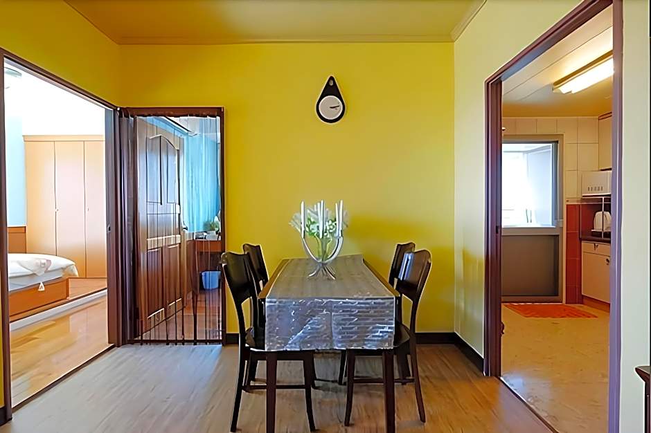 Each Family Service Apartment