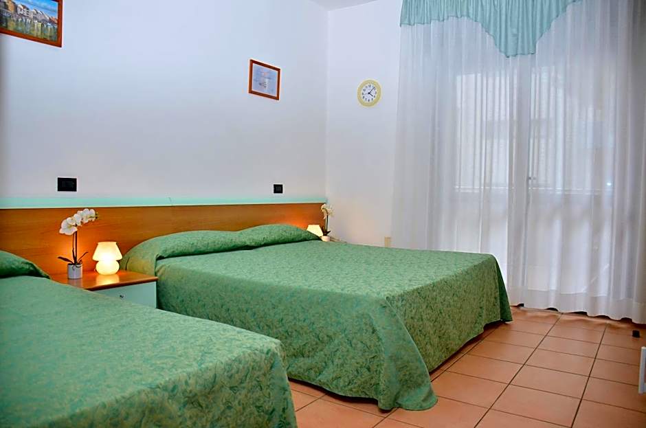 Hotel Etna