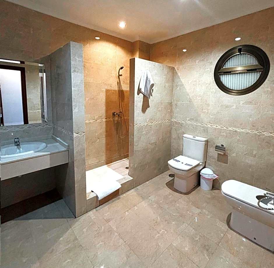 Hotel Restaurante Dama de Baza