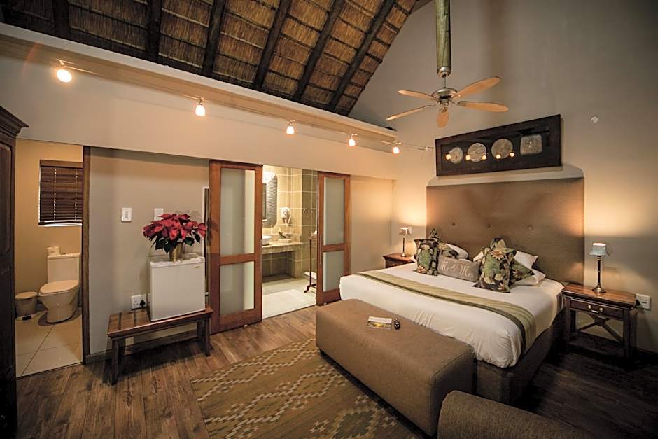 Photo 1 of 6 of Luxury Suite