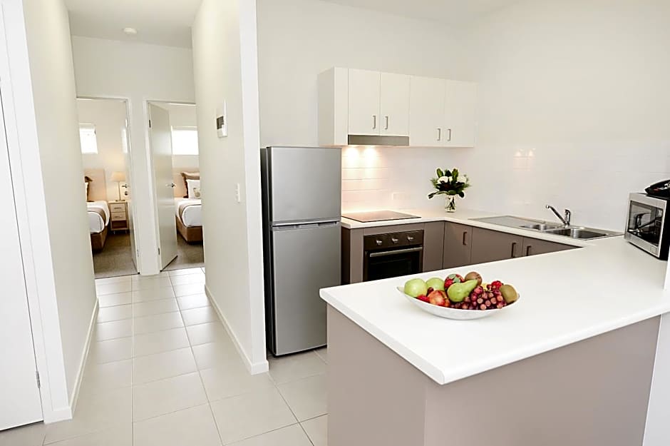 Oaks Middlemount Suites