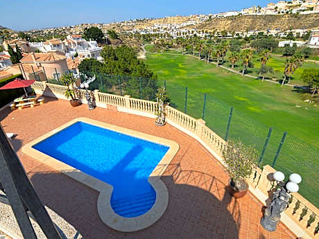 Detached villa with a swimming pool and amazing view of the La Marquesa golf course