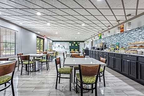 Quality Inn Forrest City I-40