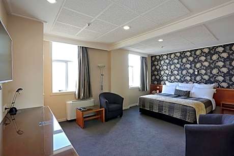 Premium King Room