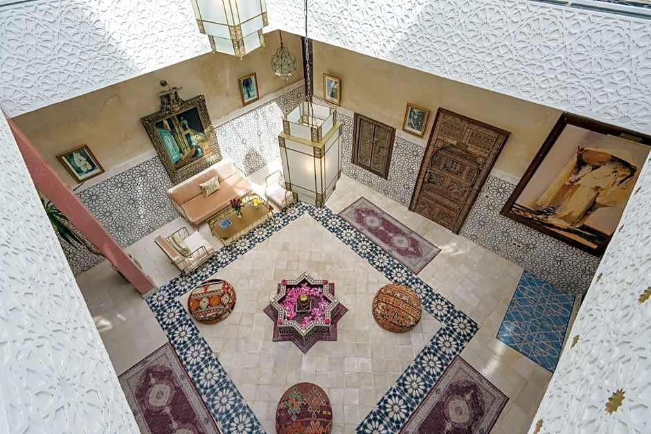 Riad 7 chambres - Petit dejeuner gratuit